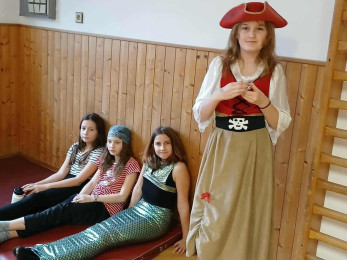 04dcd5e9f076fa3293d1fbf8f1856712